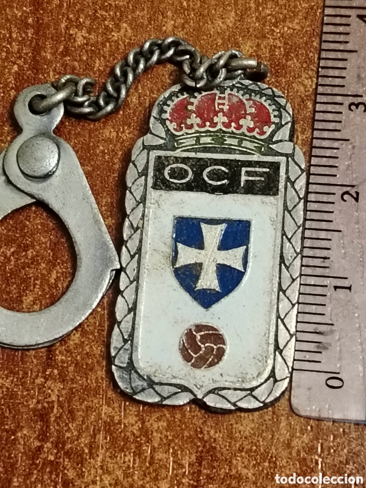 Coleccionismo deportivo: Llavero muy antiguo Oviedo Club de f&uacute;tbol