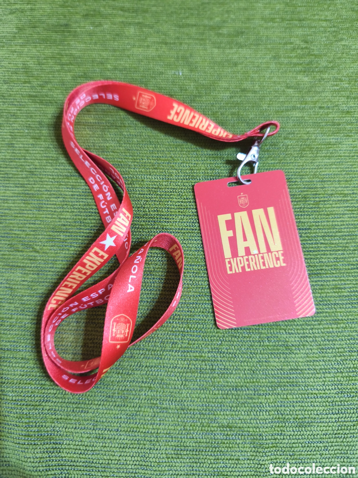 Coleccionismo deportivo: LANYARD REAL FEDERACI&Oacute;N ESPA&Ntilde;OLA DE F&Uacute;TBOL Y ACREDITACI&Oacute;N FAN EXPERIENCE PARTIDO ESPA&Ntilde;A/TURQUIA