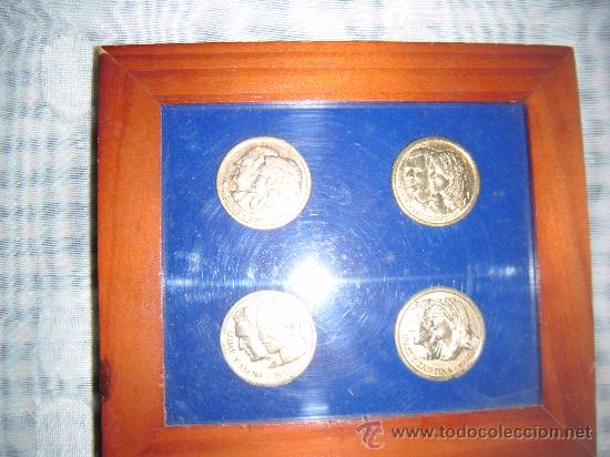 Material numism&aacute;tico: cuatro monedas de los enlaces reales - Foto 1