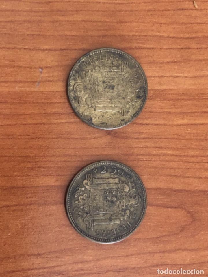 Material numism&aacute;tico: Moneda 2,50 pesetas - Foto 2