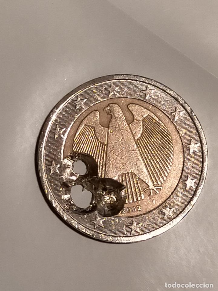 Material numism&aacute;tico: Moneda de 2 &euro; ver fotos deteriorada - Foto 14