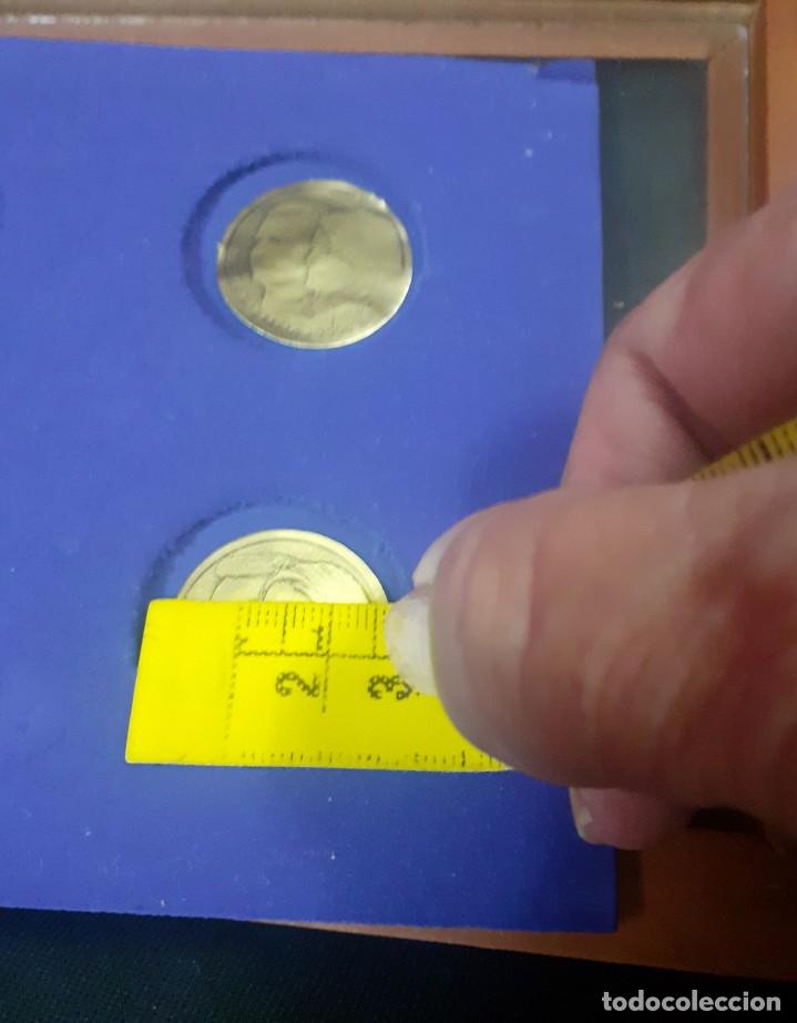Material numism&aacute;tico: peque&ntilde;o cuadro para exponer monedas - Foto 2