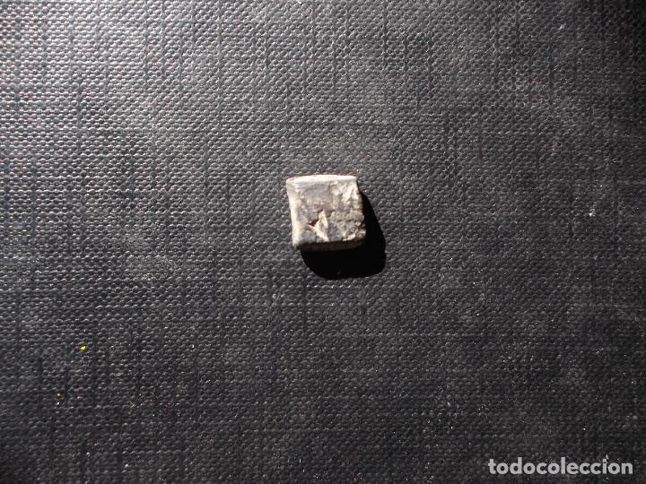 Material numism&aacute;tico: ponderal de plomo 3 gramos a clasificar - Foto 3