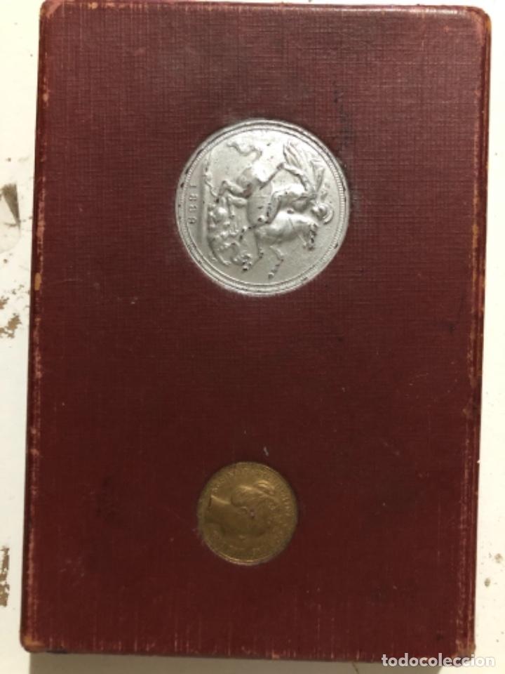 Material numism&aacute;tico: Antigua caja con r&eacute;plicas de monedas - Foto 1