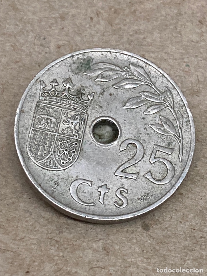 Material numism&aacute;tico: Moneda 25centimos 1937 - Foto 2