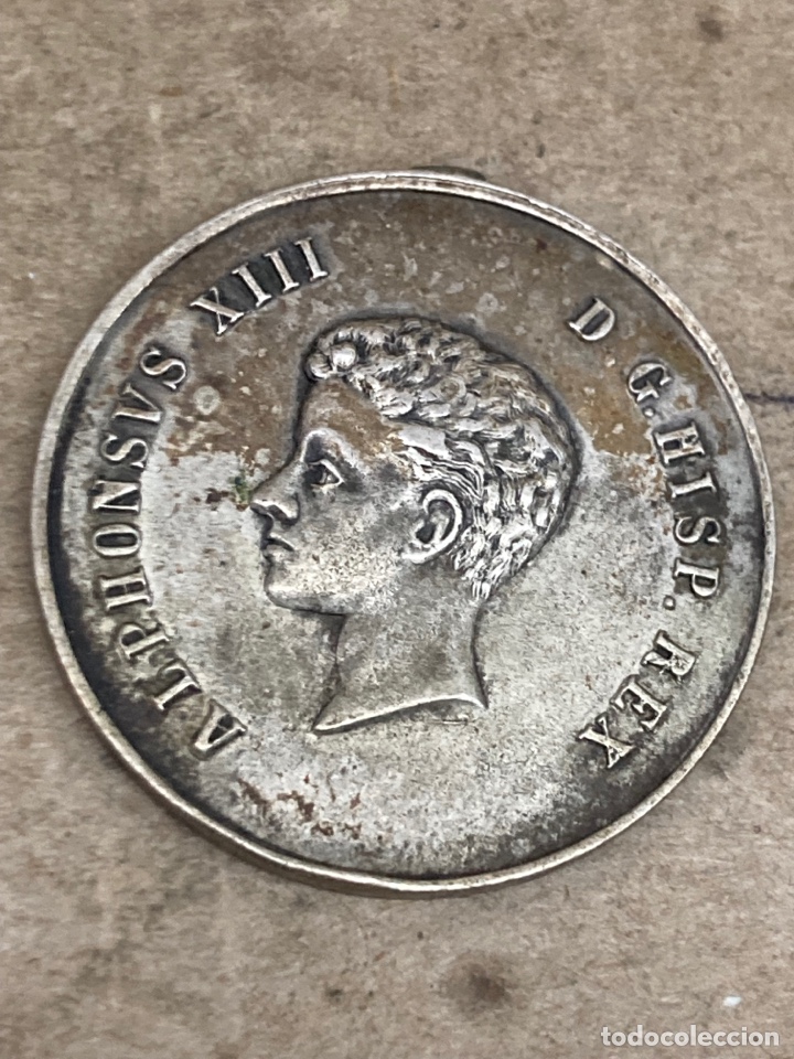 Material numism&aacute;tico: Medalla de plata Alfonso XIII 1902 - Foto 1
