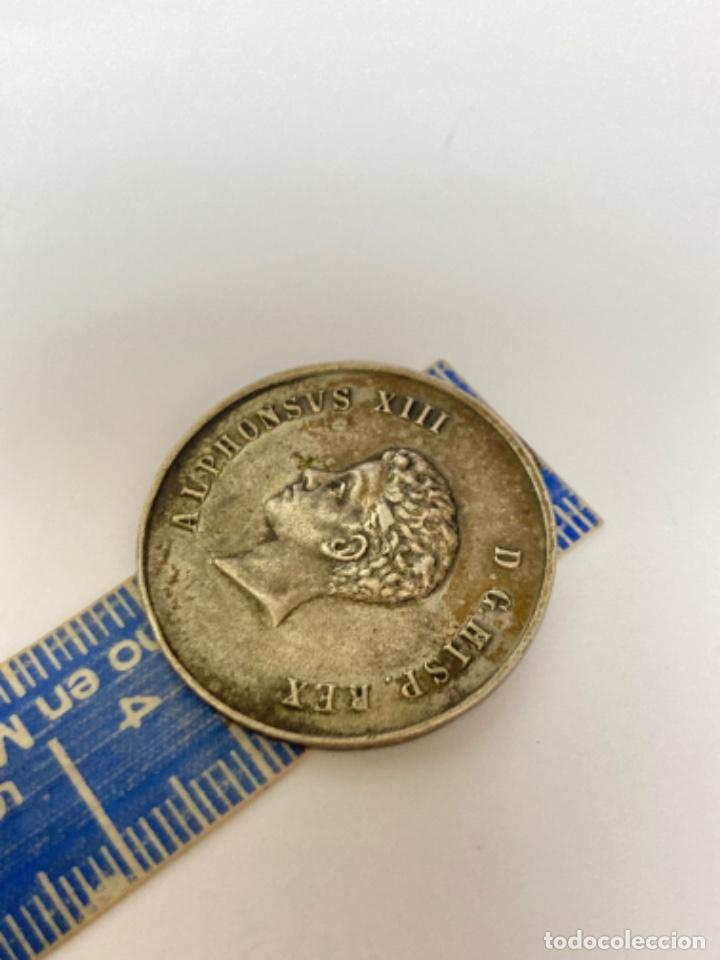 Material numism&aacute;tico: Medalla de plata Alfonso XIII 1902 - Foto 9