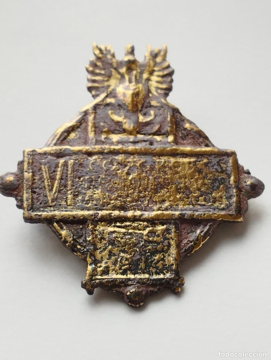 Material numism&aacute;tico: Emblema de bronce con &Aacute;guila Imperial Romana - Foto 2