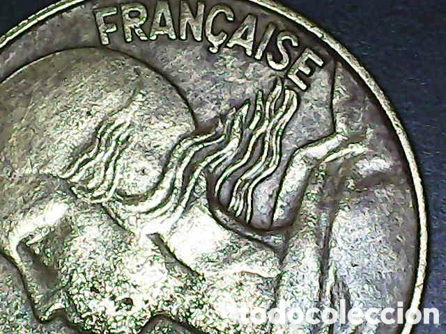 Material numism&aacute;tico: Moneda 20 c&eacute;ntimos Francia1967 - Foto 2