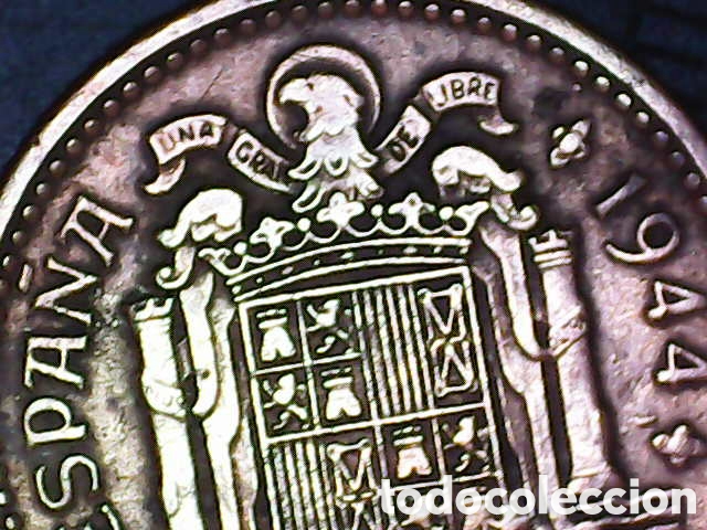 Material numism&aacute;tico: Una peseta caudillo 1944 - Foto 6