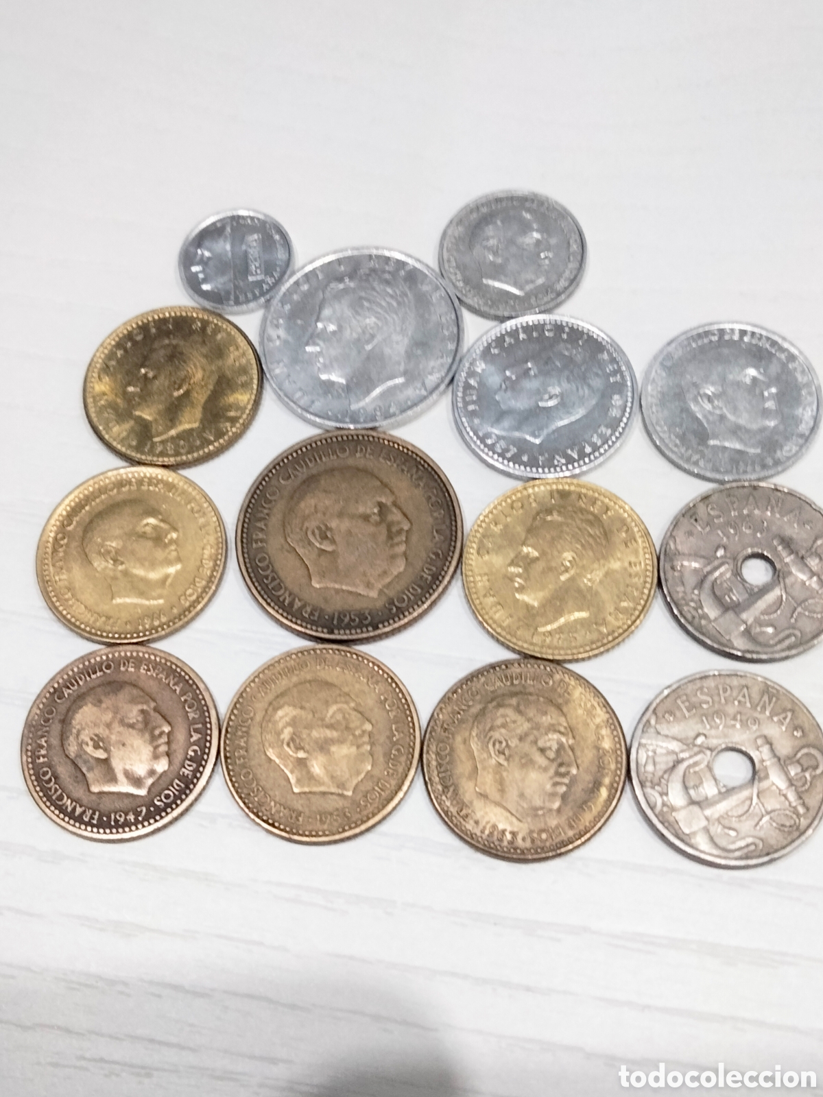 Material numism&aacute;tico: Especial Lote 44 monedas Espa&ntilde;olas - Foto 1