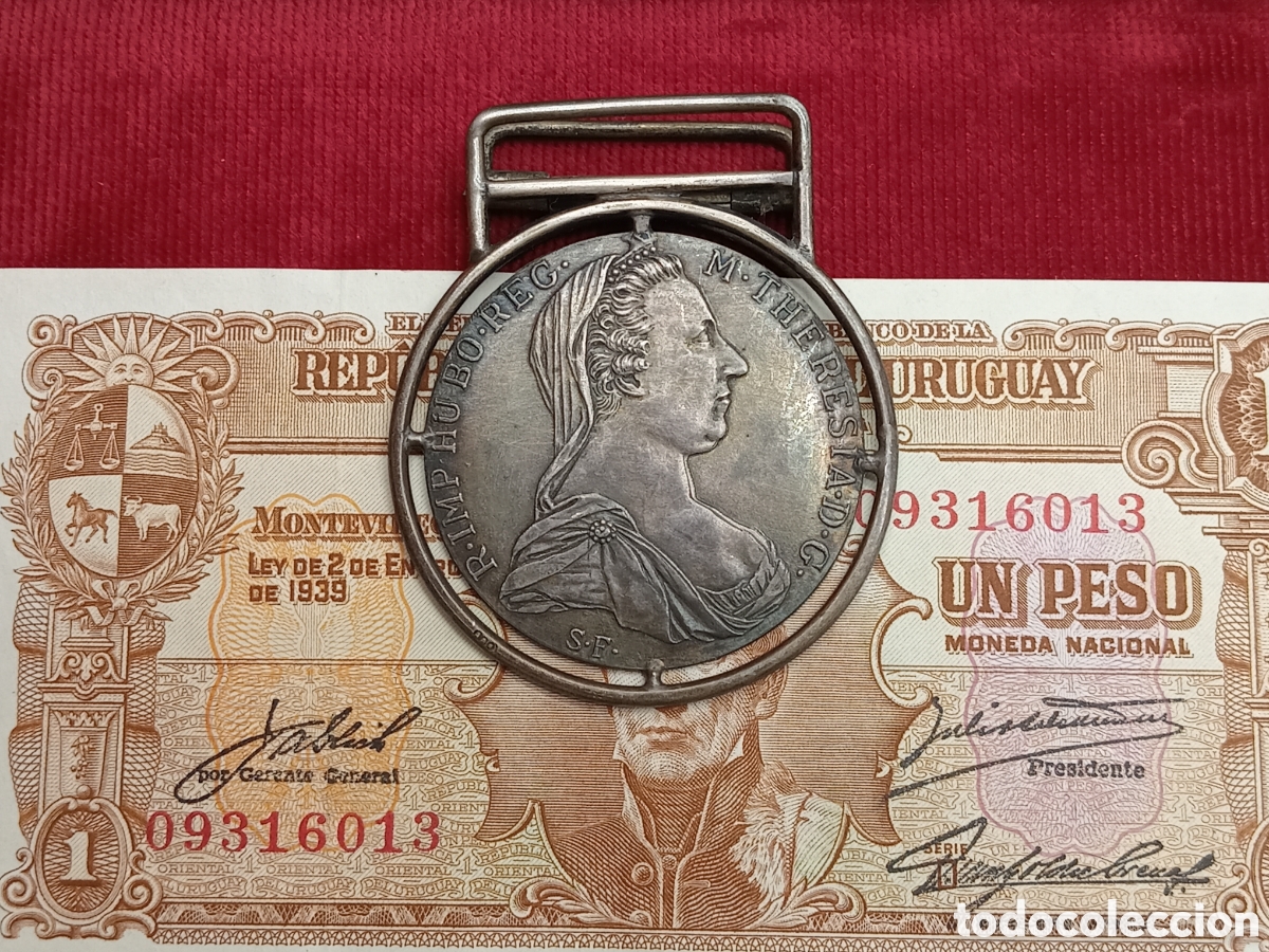 Material numism&aacute;tico: Antiguo Austriaco 1780 Mar&iacute;a Teresa Clip para billetes de Plata