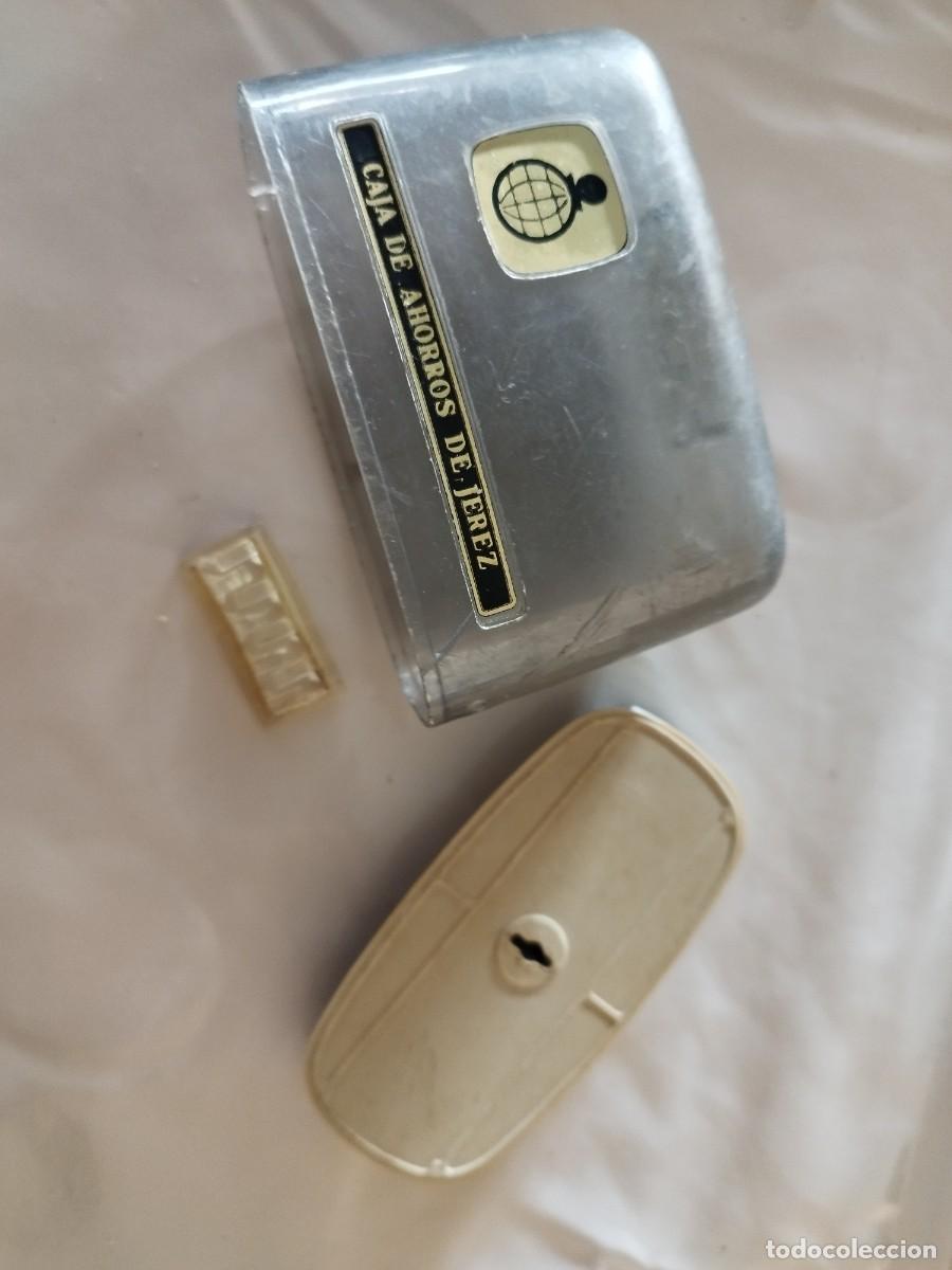 Material numism&aacute;tico: Hucha antigua Caja de Ahorros - Foto 1