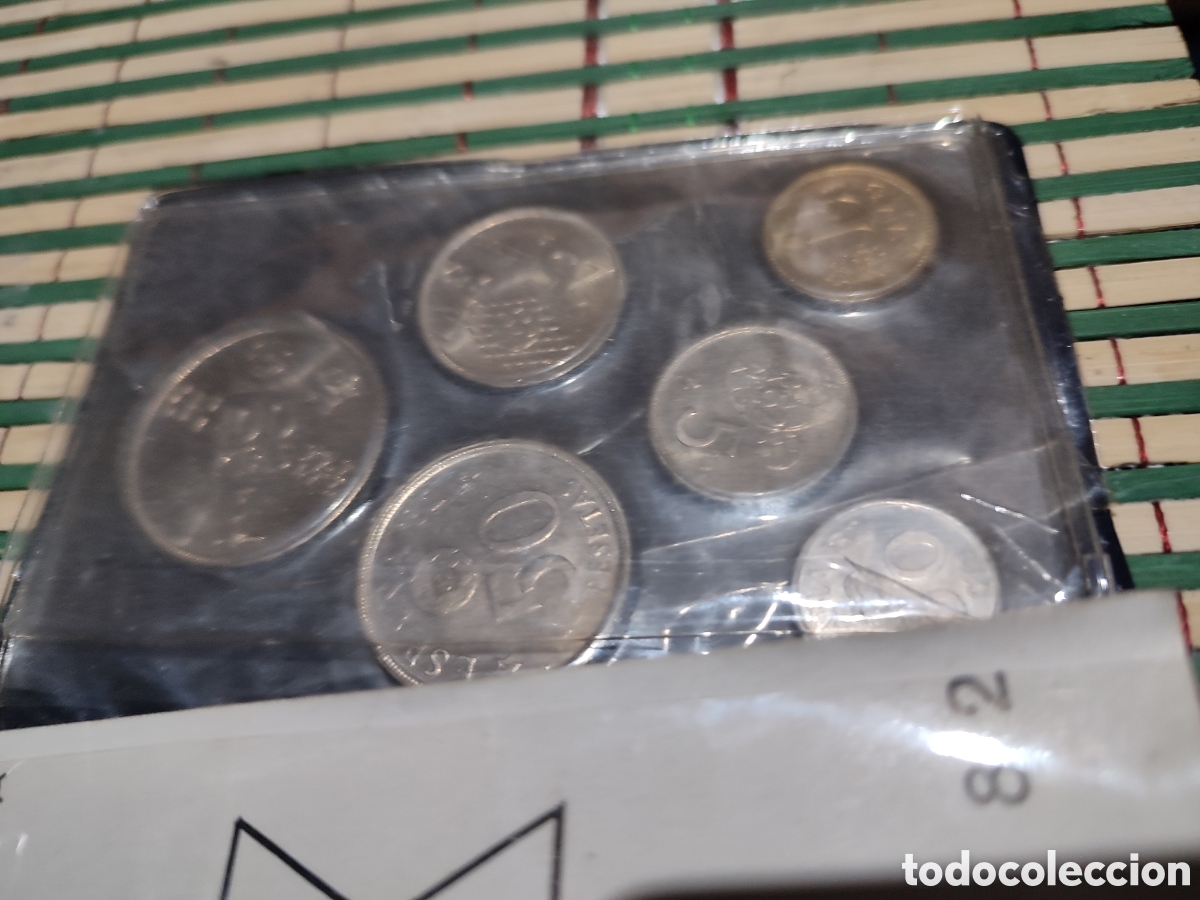 Material numism&aacute;tico: Serie numism&aacute;tica 80 (monedas del mundial 82) - Foto 3