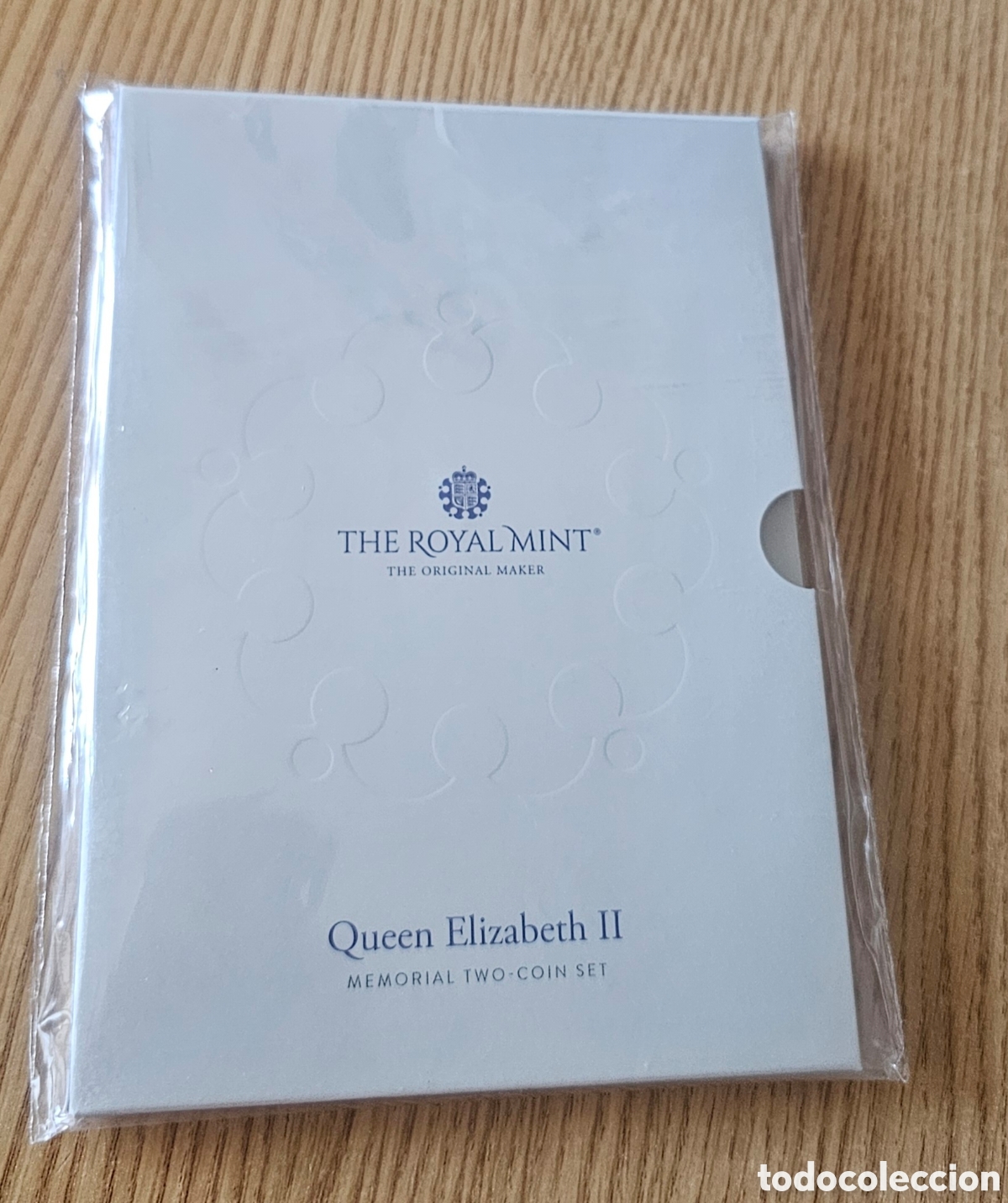 Material numism&aacute;tico: Set memorial Reina Isabel II de Inglaterra - Foto 1
