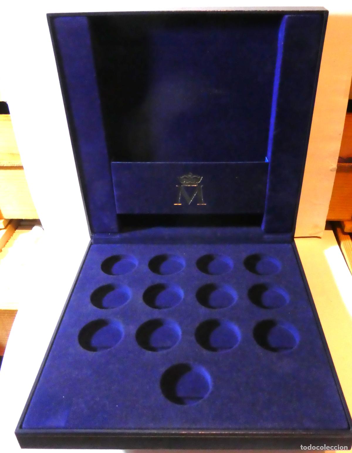 Material numism&aacute;tico: Estuche vac&iacute;o FNMT para 13 monedas - Foto 1