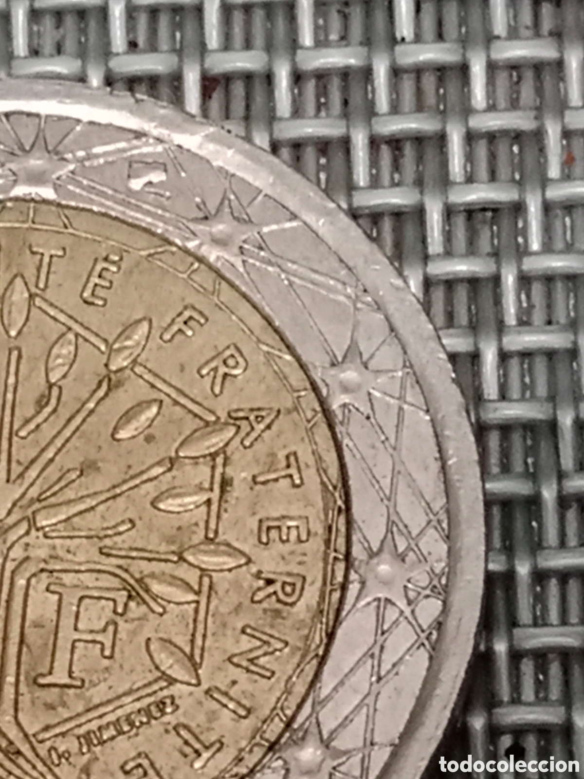 Material numism&aacute;tico: Moneda de 2 euros Francia A&ntilde;o 2000 mal Acu&ntilde;ada - Foto 7