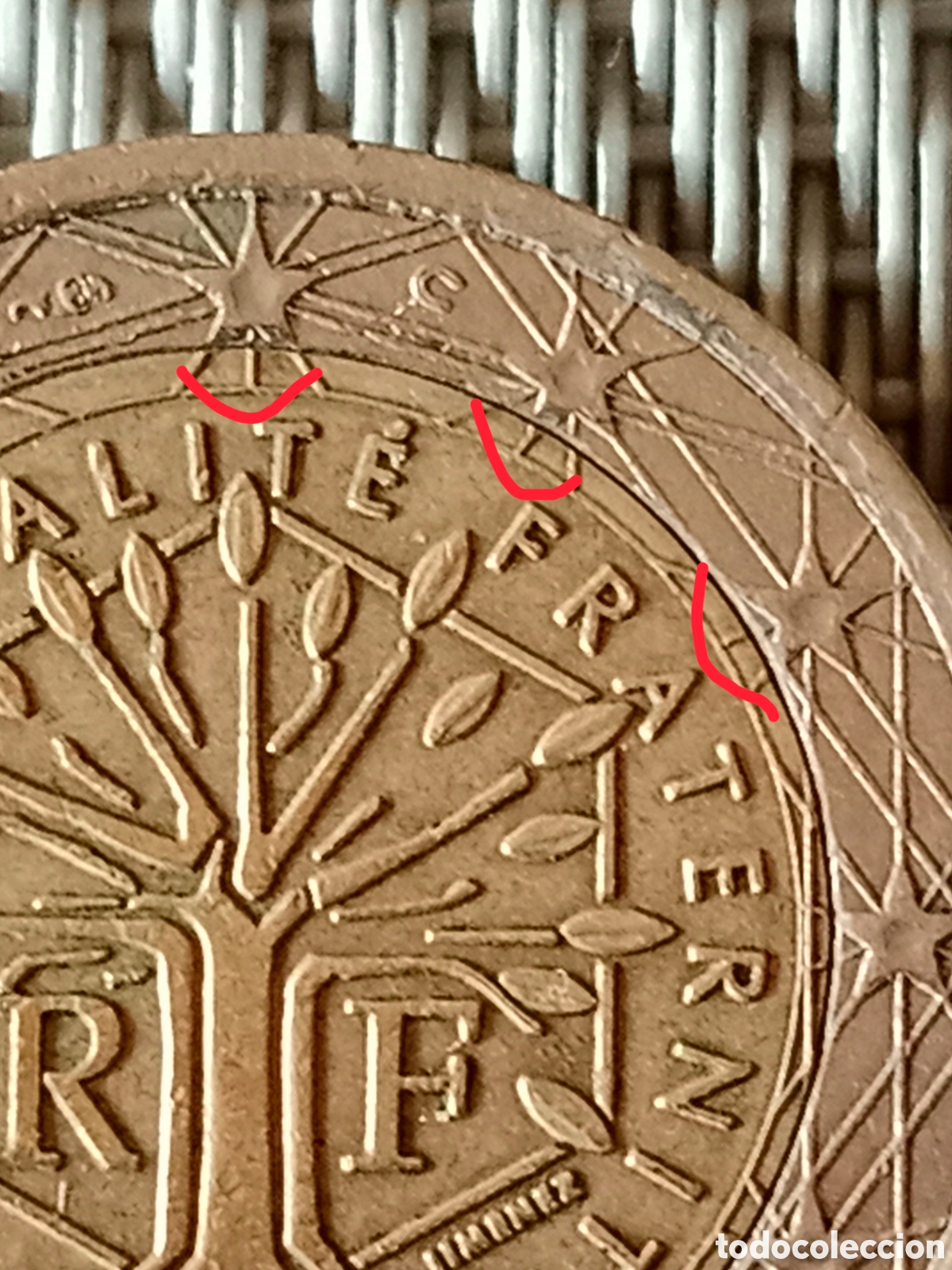 Material numism&aacute;tico: Moneda de 2 euros Francia 2001 mal Acu&ntilde;ada - Foto 7