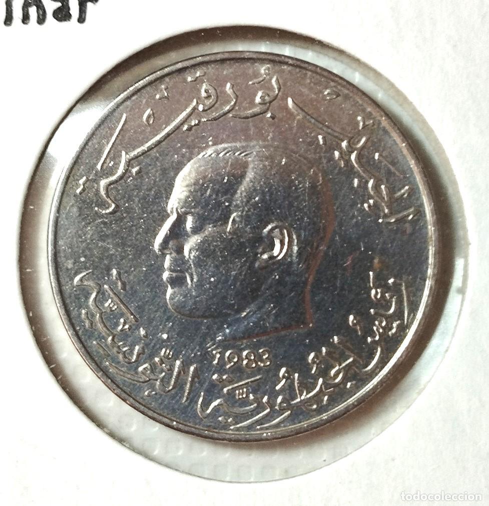 Material numism&aacute;tico: AFRICA . T&Uacute;NEZ . 1 DINAR 1983 - Foto 1