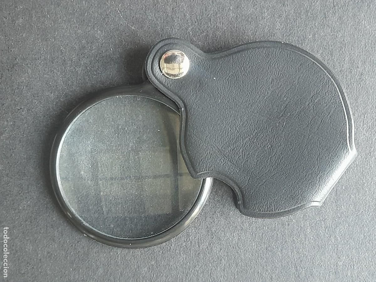 Material numism&aacute;tico: Lente lupa de aumento de bolsillo con funda de plastico - Foto 1