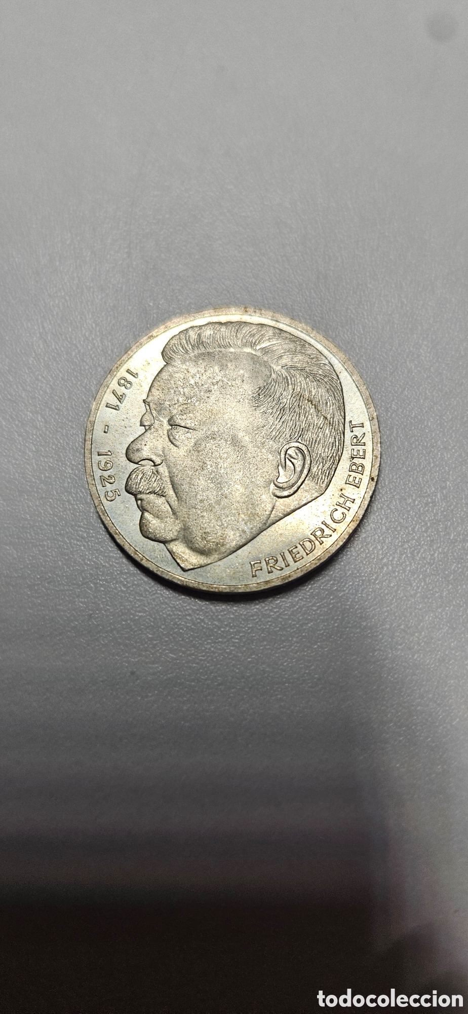 Material numism&aacute;tico: Moneda 50 aniversario muerte Friedrich Ebert 1975-J - Foto 1