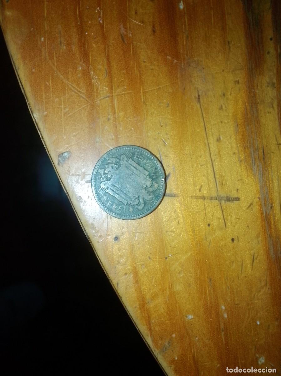 Material numism&aacute;tico: Moneda rara de este pa&iacute;s - Foto 1