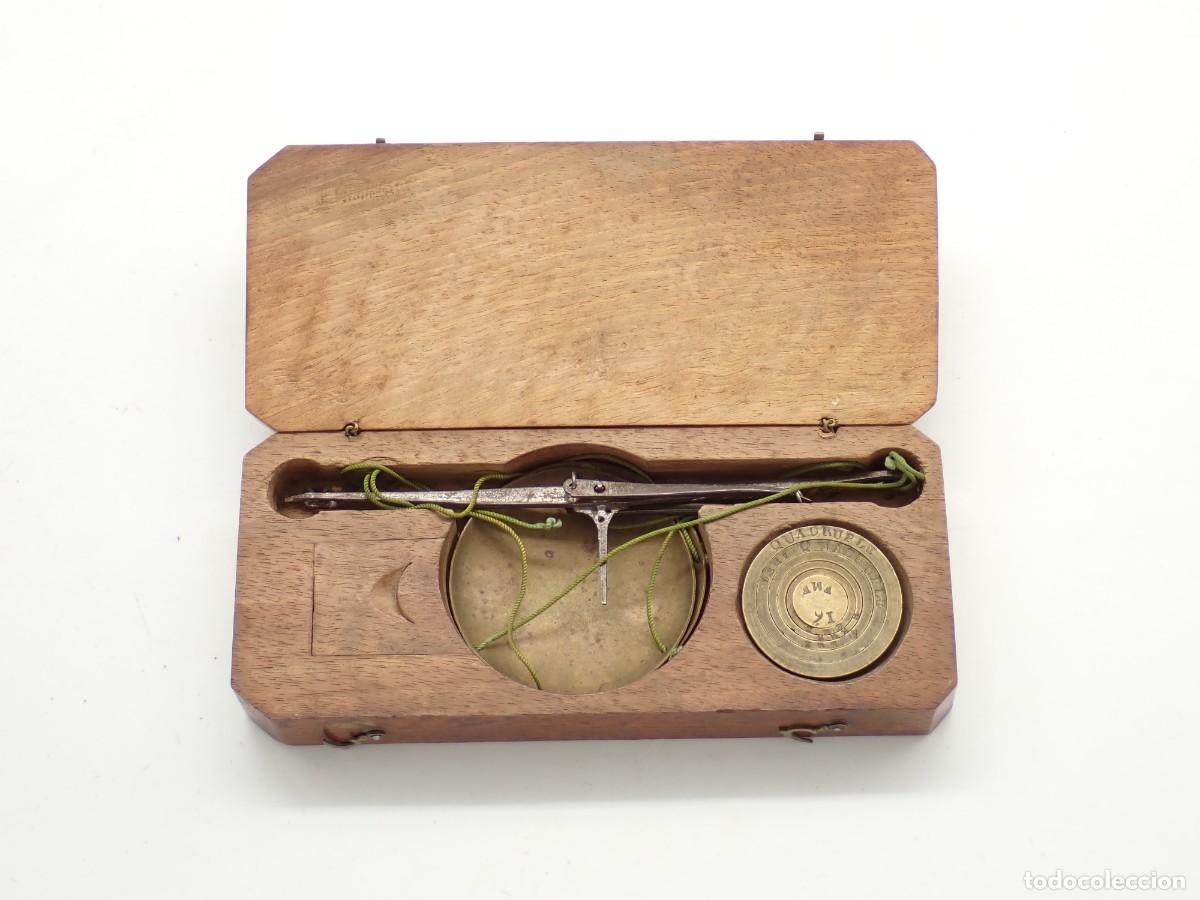 Material numism&aacute;tico: BALANZA PORT&Aacute;TIL PARA PESAR MONEDA - Foto 1