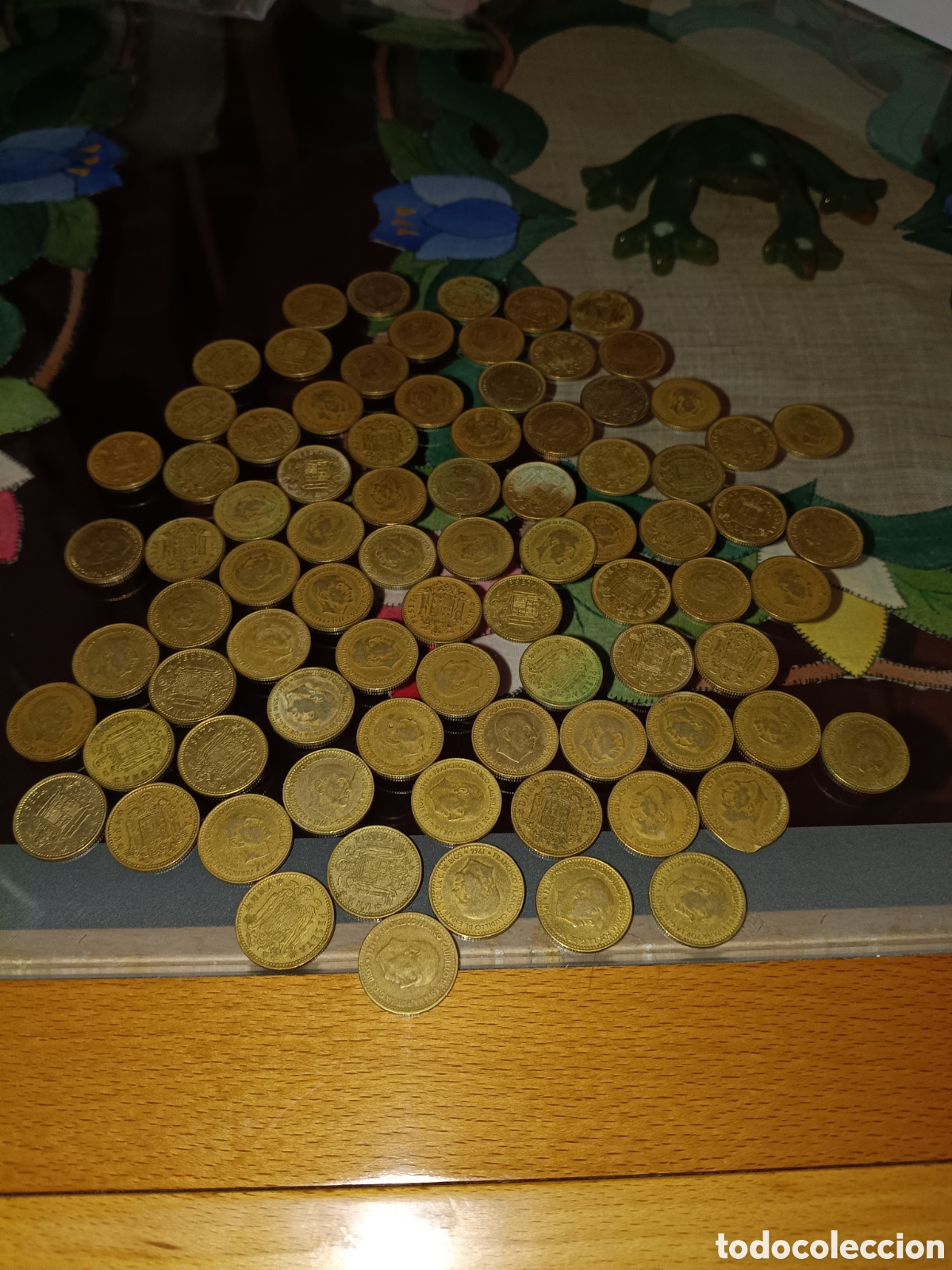 Material numism&aacute;tico: 81 monedas una peseta 1966 - Foto 1