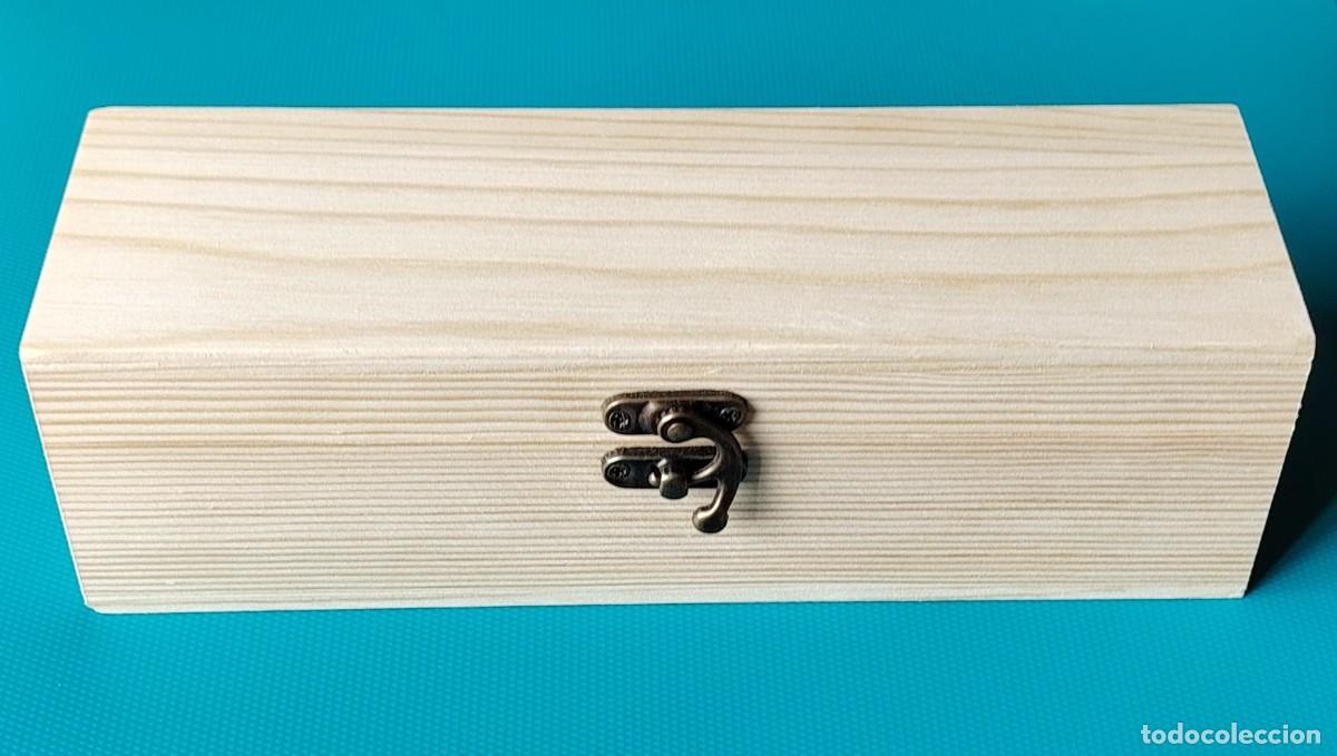 Material numism&aacute;tico: CAJA DE MADERA PARA 33 CAPSULAS DE 16 A 46 MM - 1203EDC