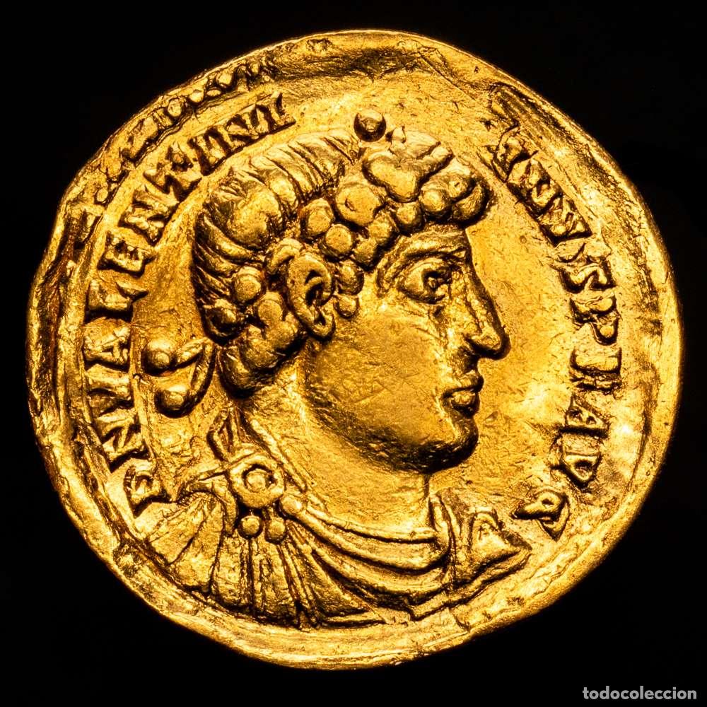 Material numism&aacute;tico: Valentiniano I. S&oacute;lido. 373-375 d. C. Treveri. (Spink-19283). (Ric-17b). 4.26 g. Di&aacute;m. 21 mm. VF+.