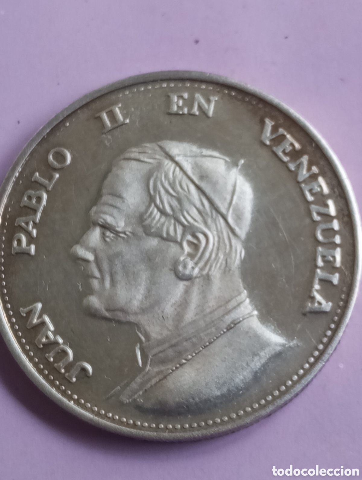Material numism&aacute;tico: Moneda de plata de Juan Pablo segundo en Venezuela