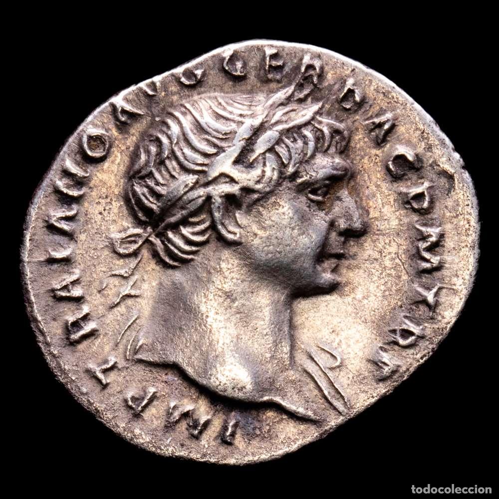 Material numism&aacute;tico: Trajano. Denario. 103-111 d.C. Roma. (Ric-122). (Bmcre-306). (Rsc-87). Ag. 3,13 g. EBC-.