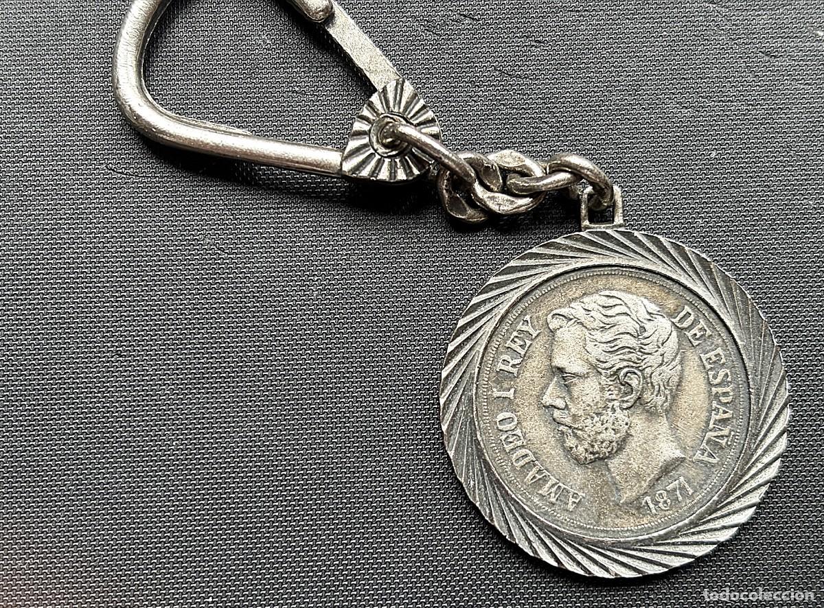 Material numism&aacute;tico: Espa&ntilde;a - llavero con moneda de 5 pts de plata Amadeo I - a&ntilde;o 1871 - ver fotos