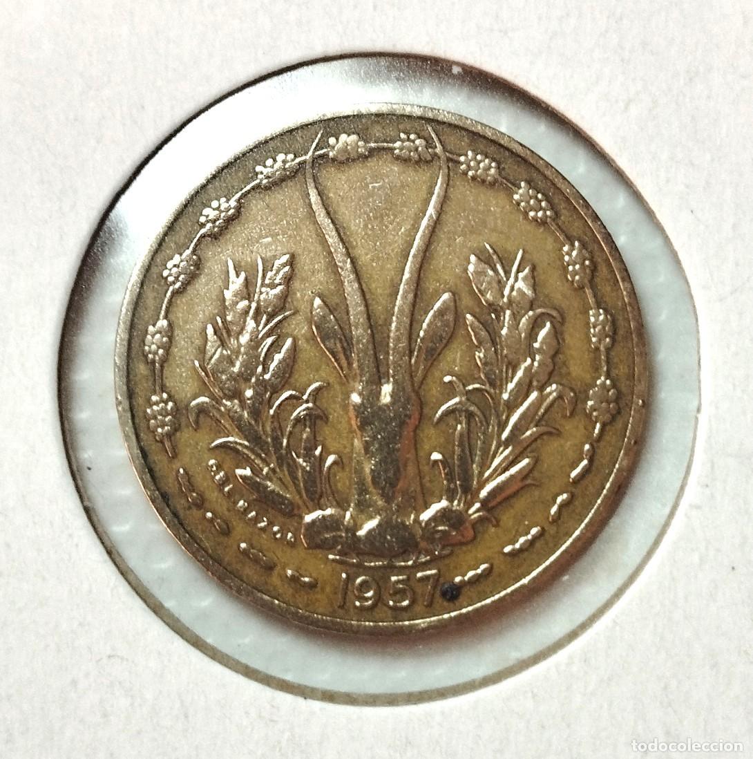 Material numism&aacute;tico: AFRICA . TOGO . 10 CENTS 1957