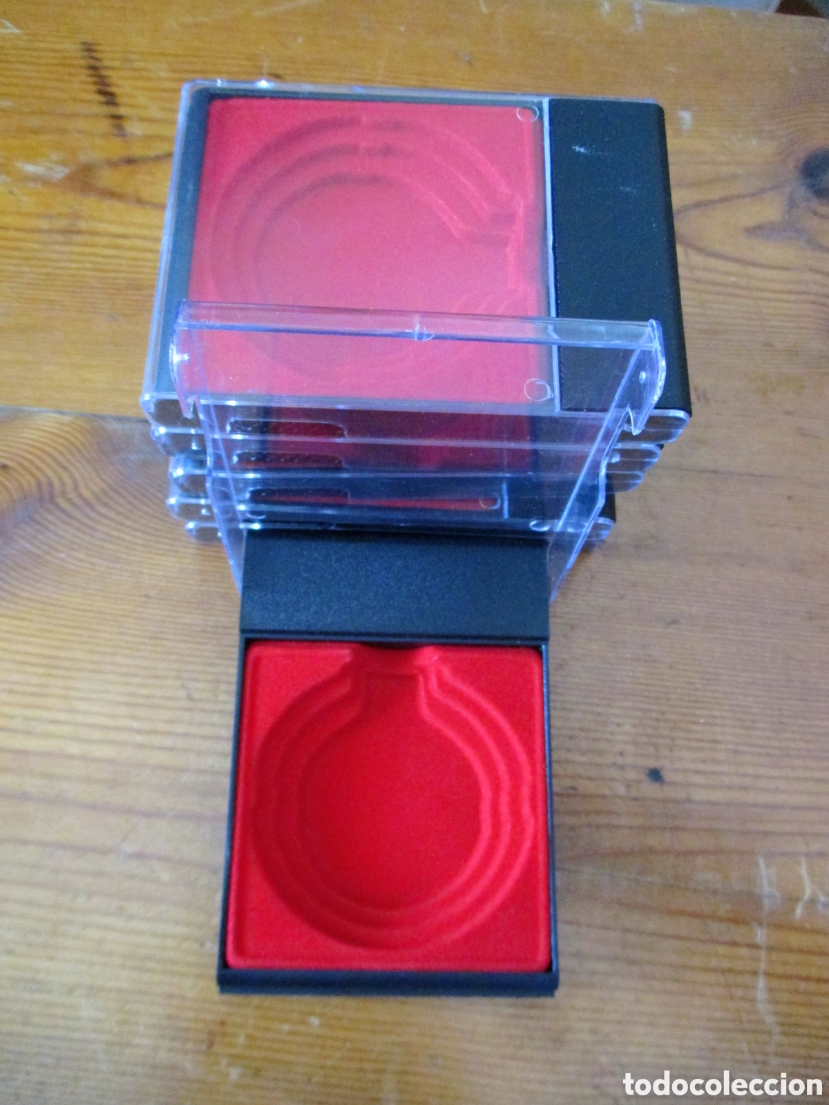 Material numism&aacute;tico: LOTE DE 6 CAJAS PARA MEDALLAS DE 50, 60 o 70 MM DE DIAMETRO (1)