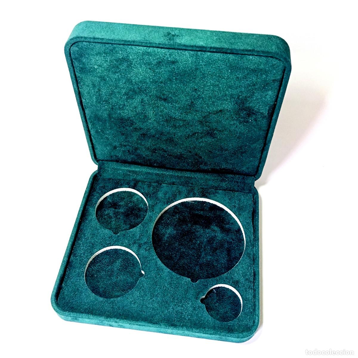 Material numism&aacute;tico: ⚜️ K02. Estuche Numism&aacute;tico 4 Huecos Verde Plata A&ntilde;os 90 Nuevo Elegante Caja C&aacute;psulas Monedas