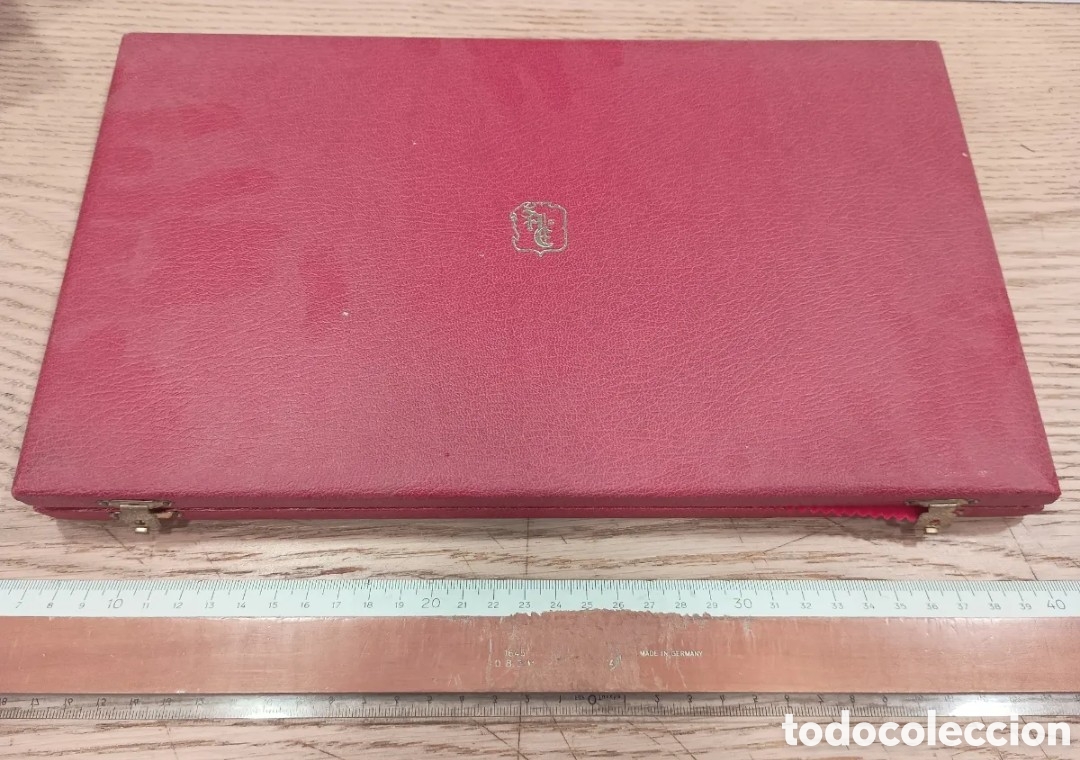 Material numism&aacute;tico: ESTUCHE PARA 20 MONEDAS - COLOR ROJO - ACU&Ntilde;ACIONES ESPA&Ntilde;OLAS S.A. BARCELONA