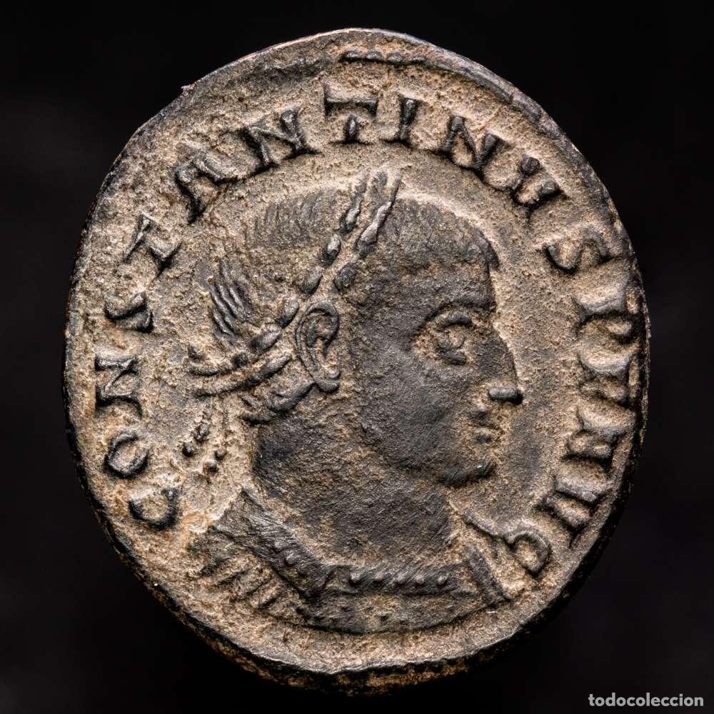 Materiale numismatico: Constantino I. Follis. 312-313 dC Ticinum. (Ric-VI 124a). Ae. 4,66 gramos. VF.