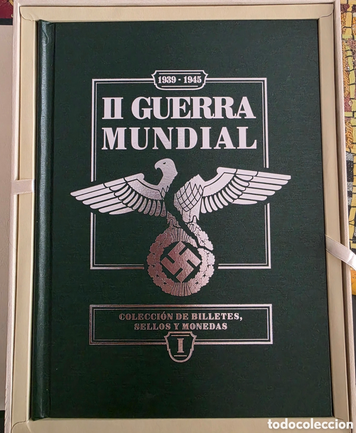 Mat&eacute;riel numismatique: Segunda guerra mundial Tomo de monedas,sellos y billetes