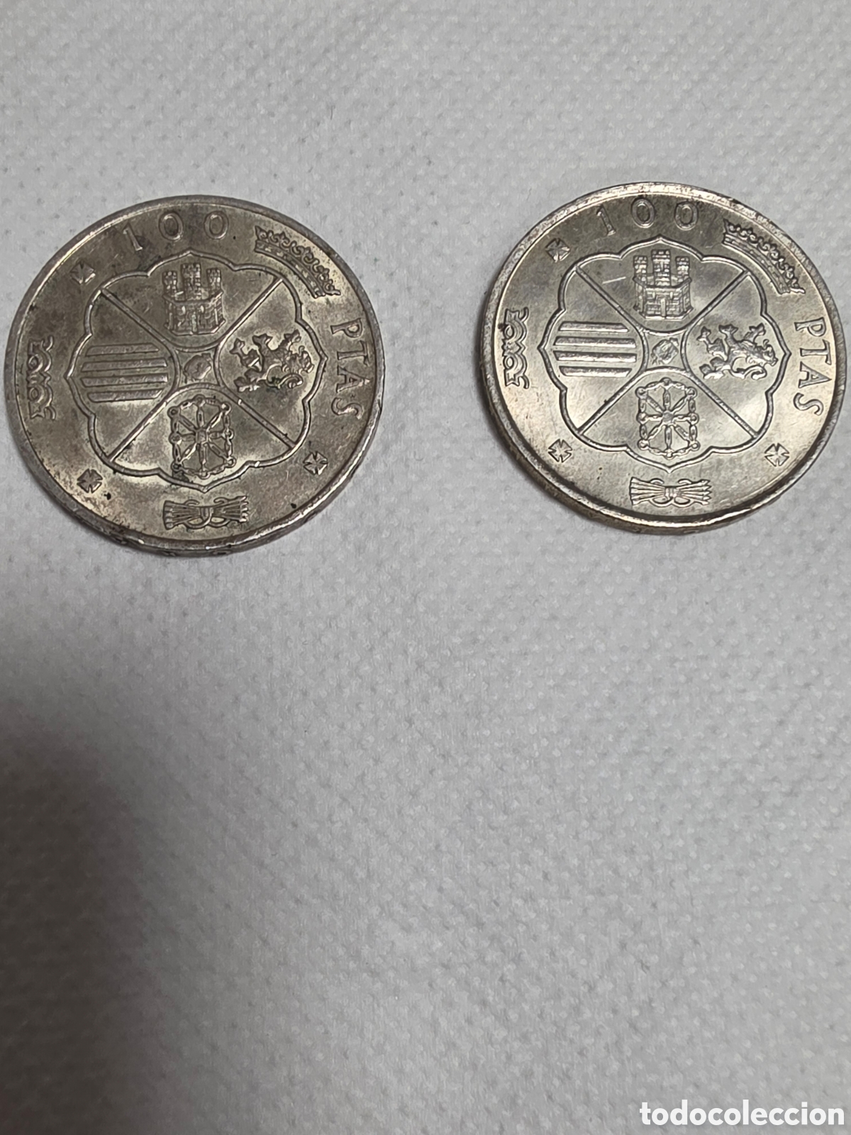 Material numism&aacute;tico: 2 monedas de 100 pesetas del a&ntilde;o 1966