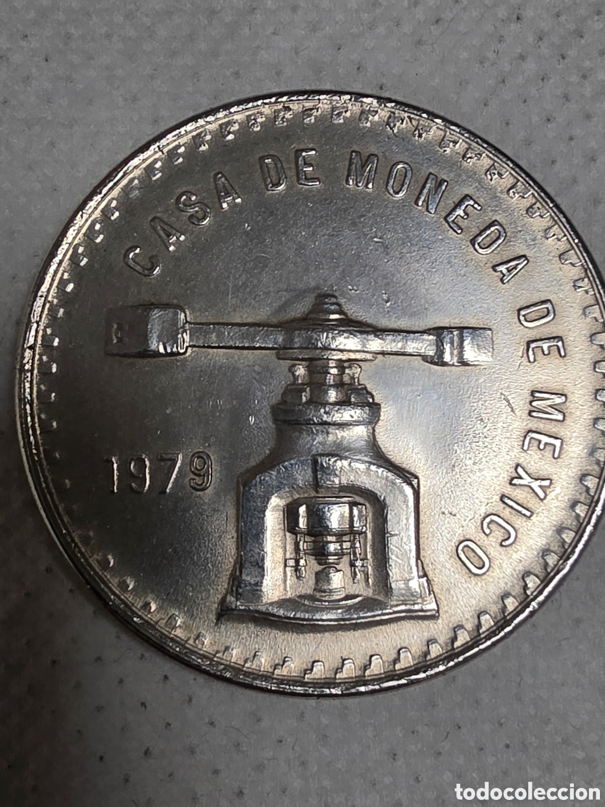 Material numism&aacute;tico: Moneda de una Onza TROY de plata mexico