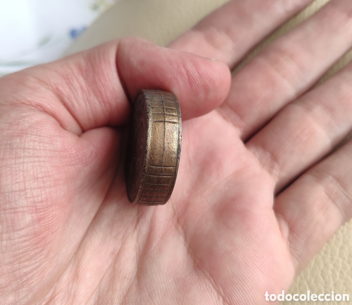 Material numism&aacute;tico: Me gustar&iacute;a identificar este objeto pesa treinta y cuatro - Foto 3