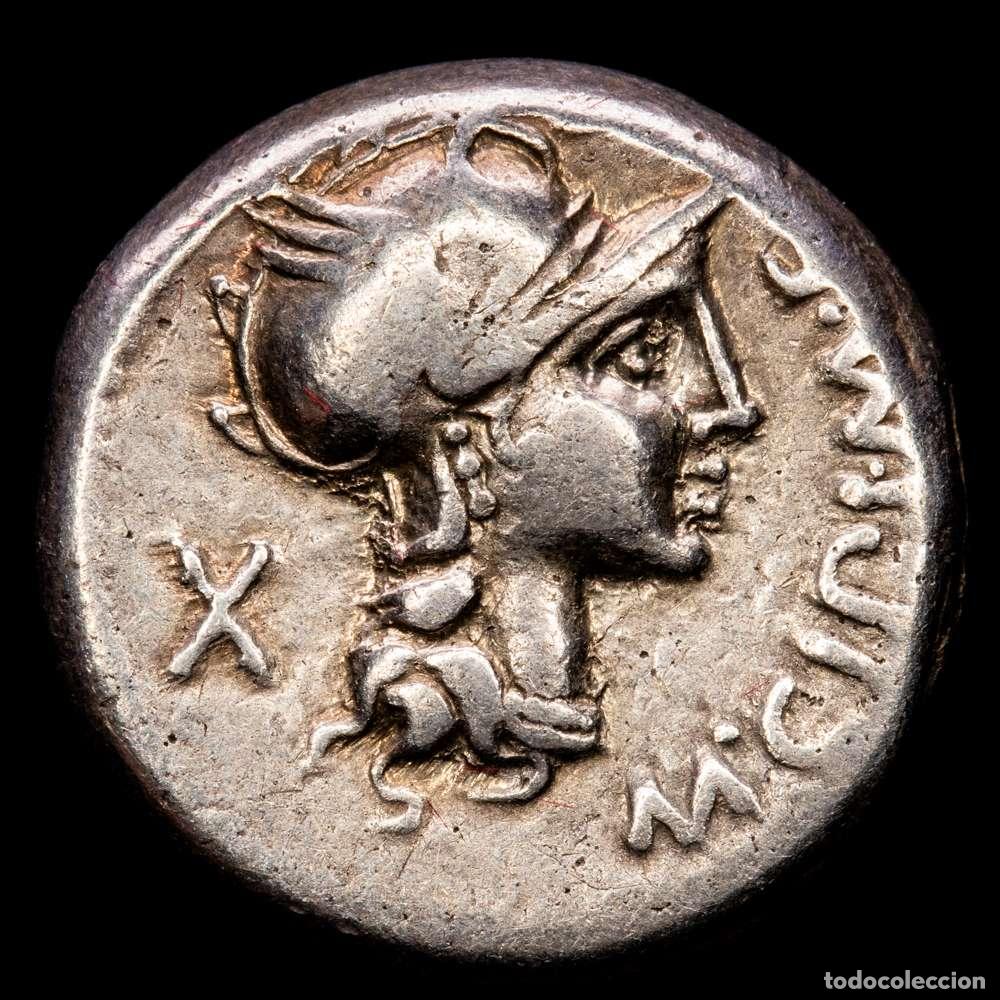 Material numism&aacute;tico: Cipia. M. Cipio MF Denario. 115-114 aC Incierta. (FFc-563). (Craw-289/1). Ag. 3,94 gramos. MBC.