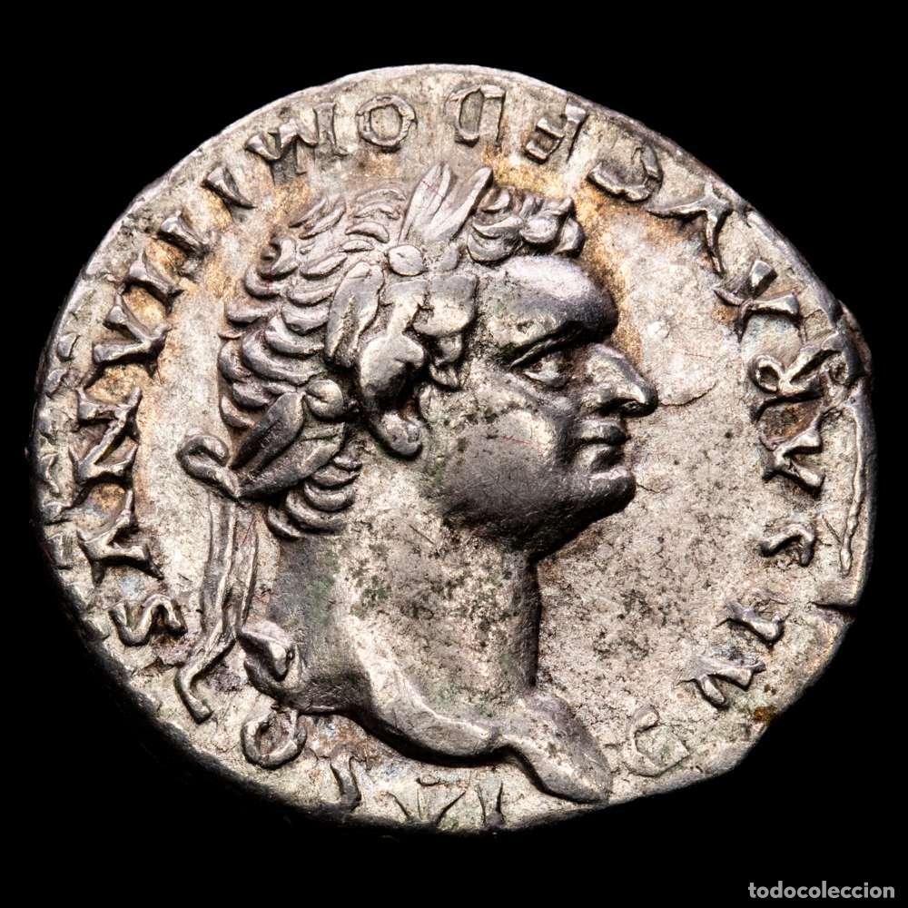 Material numism&aacute;tico: Domiciano. Denario. 79 dC Roma. (Ric-1087). (Bmc-262). (Ch-378). Ag. 3,31 gramos. EBC-. Tono.