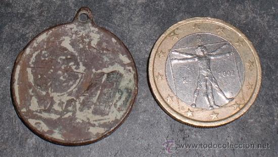 Medallas condecorativas: Medalla m&eacute;rito escolar - Foto 1