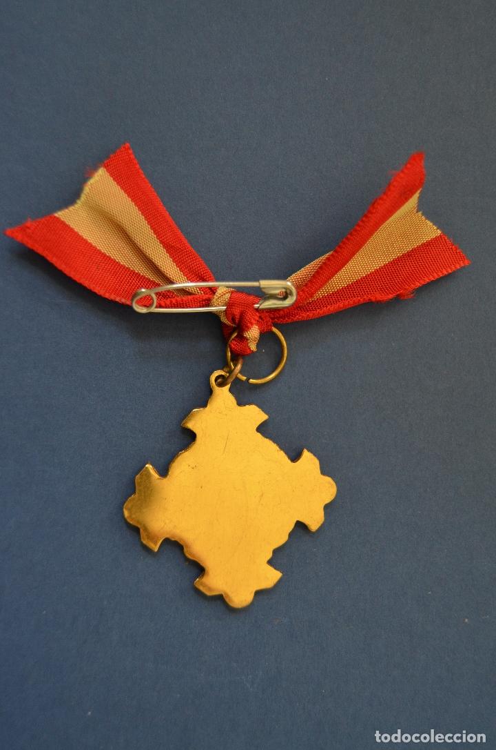 Medallas condecorativas: MEDALLA DE PREMIO AL MERITO - Foto 2