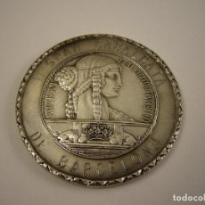Medallas condecorativas: MEDALLA II GRAN CABALGATA DE BARCELONA 1960 PLATA . Lote 79669601