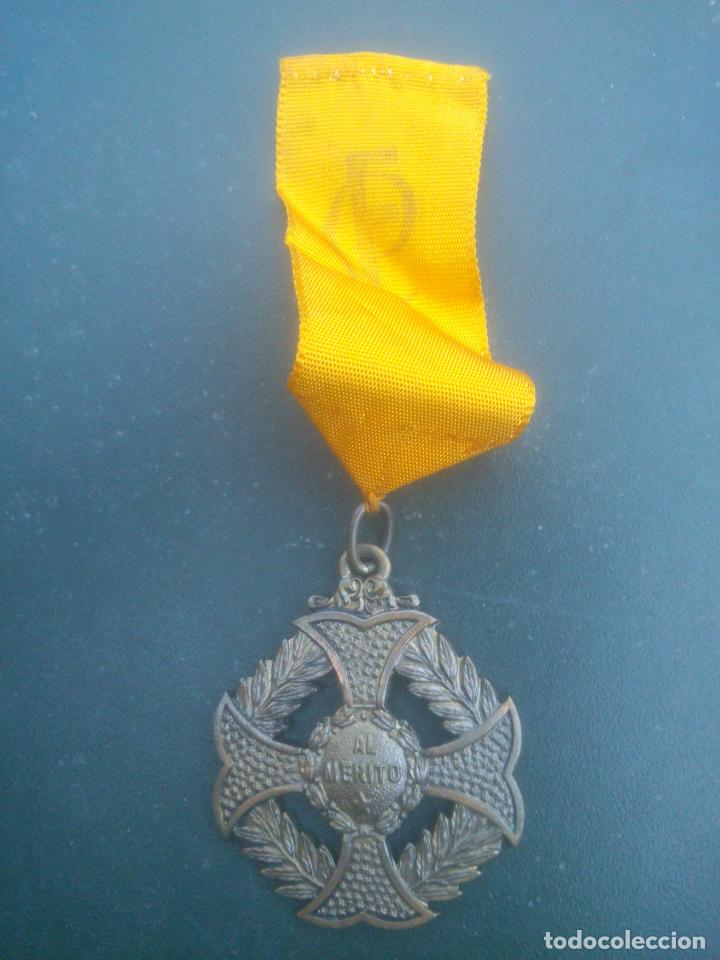 Medallas condecorativas: MEDALLA  AL MERITO - Foto 1