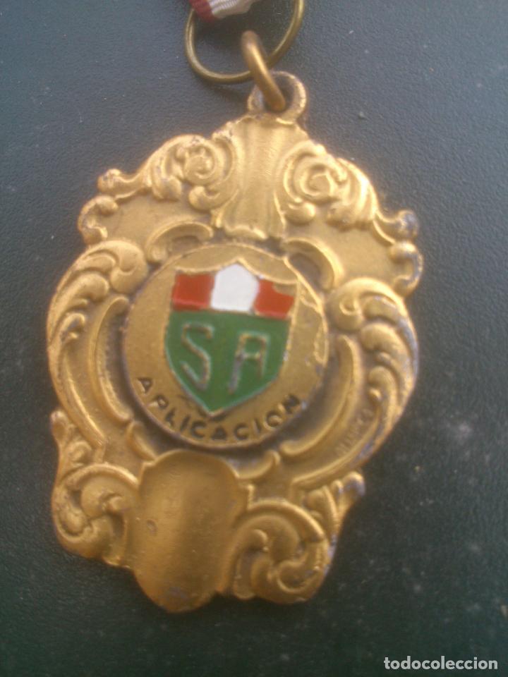 Medallas condecorativas: MEDALLA  PREMIO A LA APLICACI&Oacute;N - Foto 2