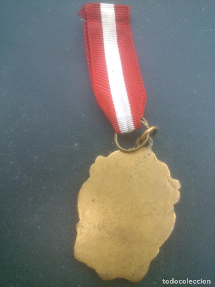 Medallas condecorativas: MEDALLA  PREMIO A LA APLICACI&Oacute;N - Foto 3